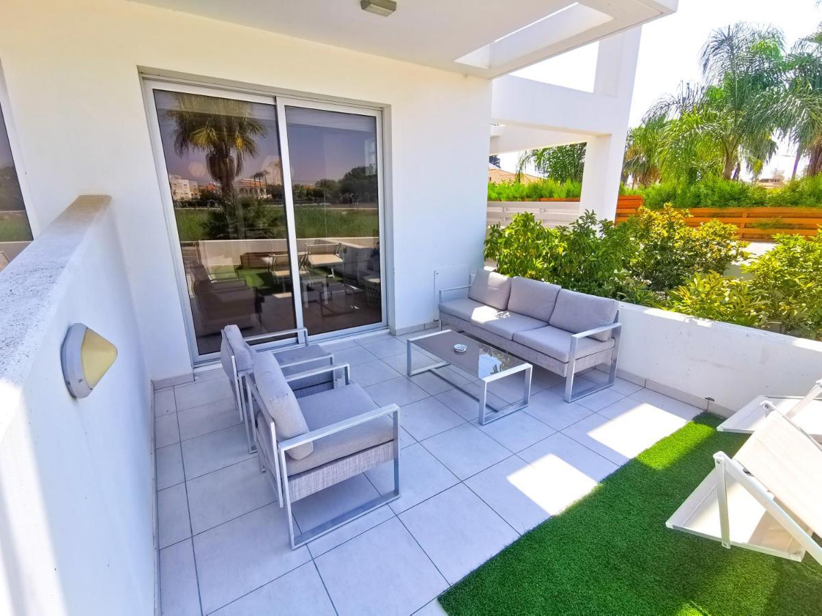 Happy Day Dreamer Apartments Pyla Exterior photo